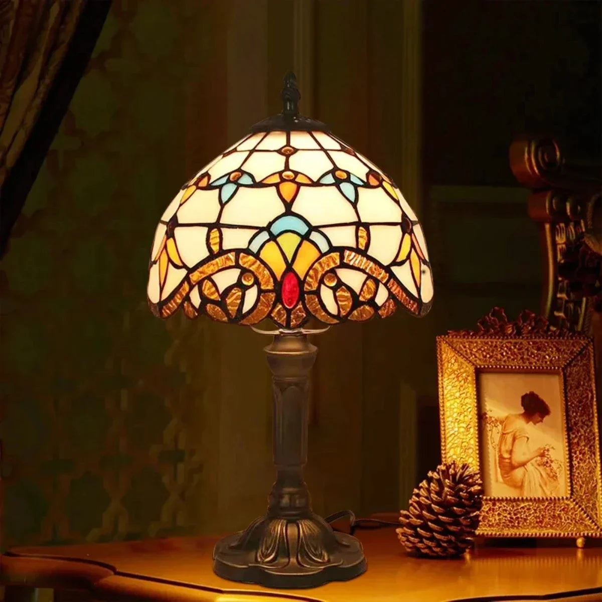 Antique Stained Glass Lamp 0