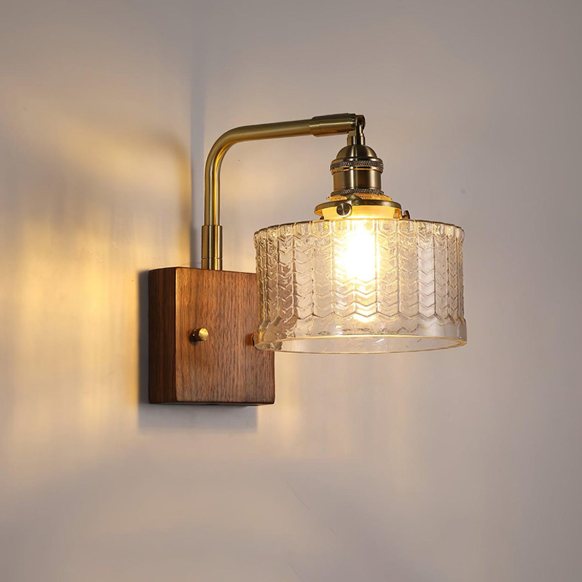Elegante Groene Wandlamp met Houten Basis & Glazen Kap 2