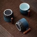 Espressokop – Handgemaakt Keramiek met Houten Greep & Compact Design 1