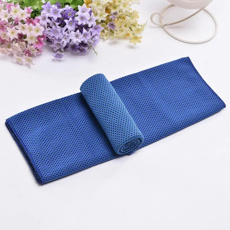 Koelhanddoek - Sneldrogende Microvezel met Compacte Siliconen Case voor Sport en Reizen 15