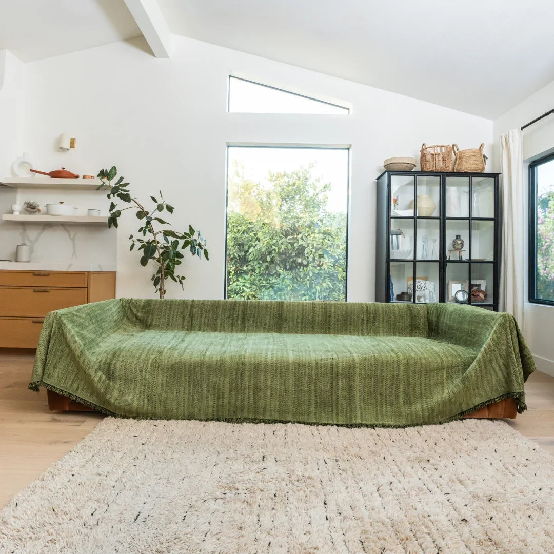 Magic Sofa Blanket - Lena Herring 8