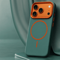 Montara leren iPhone-hoesje — Olifantenpatroon & MagSafe 4