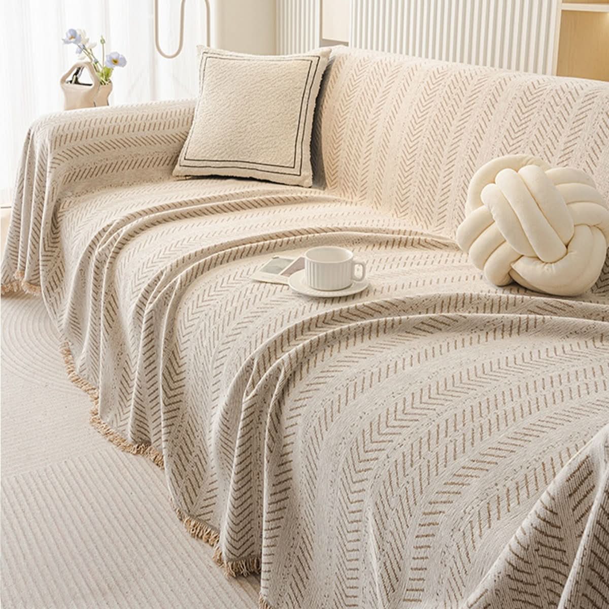 SNUGGLETEXTILE – Kratzfester und waschbarer Sofabezug aus Chenille 1