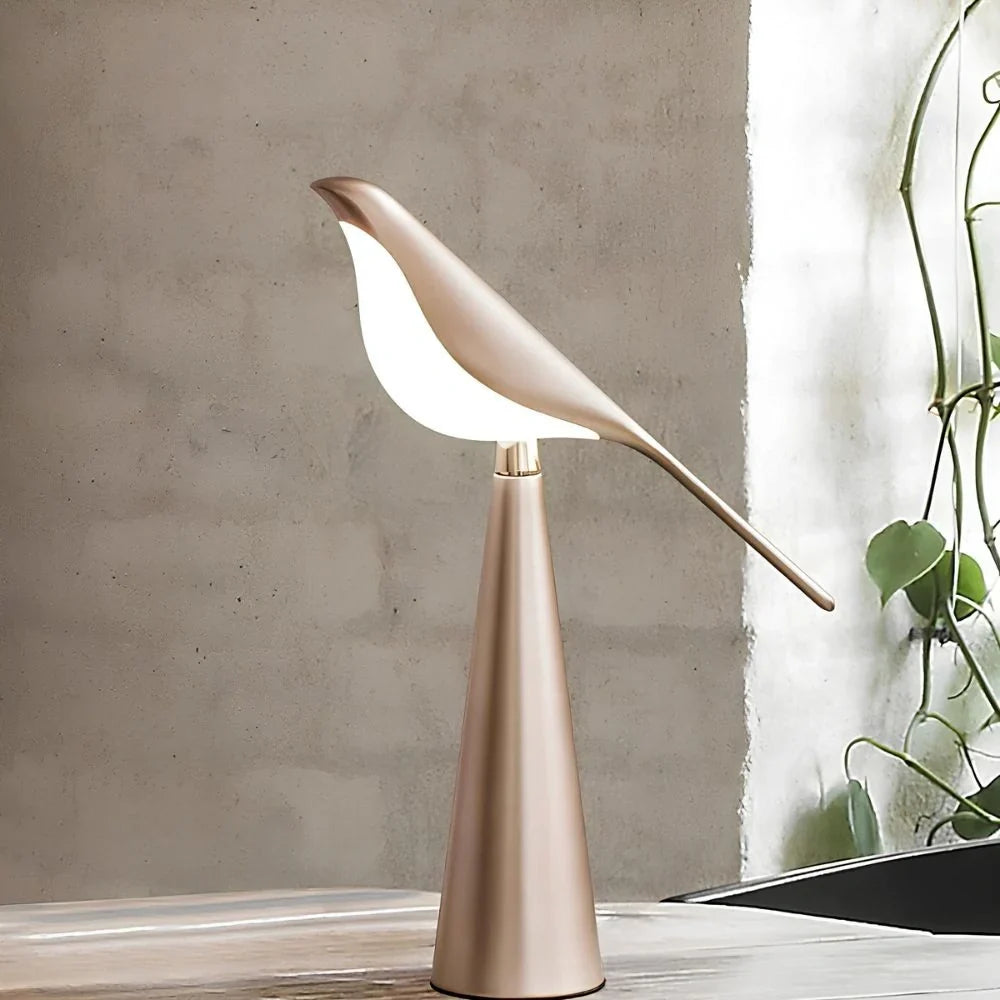 Serene Magpie Light 4