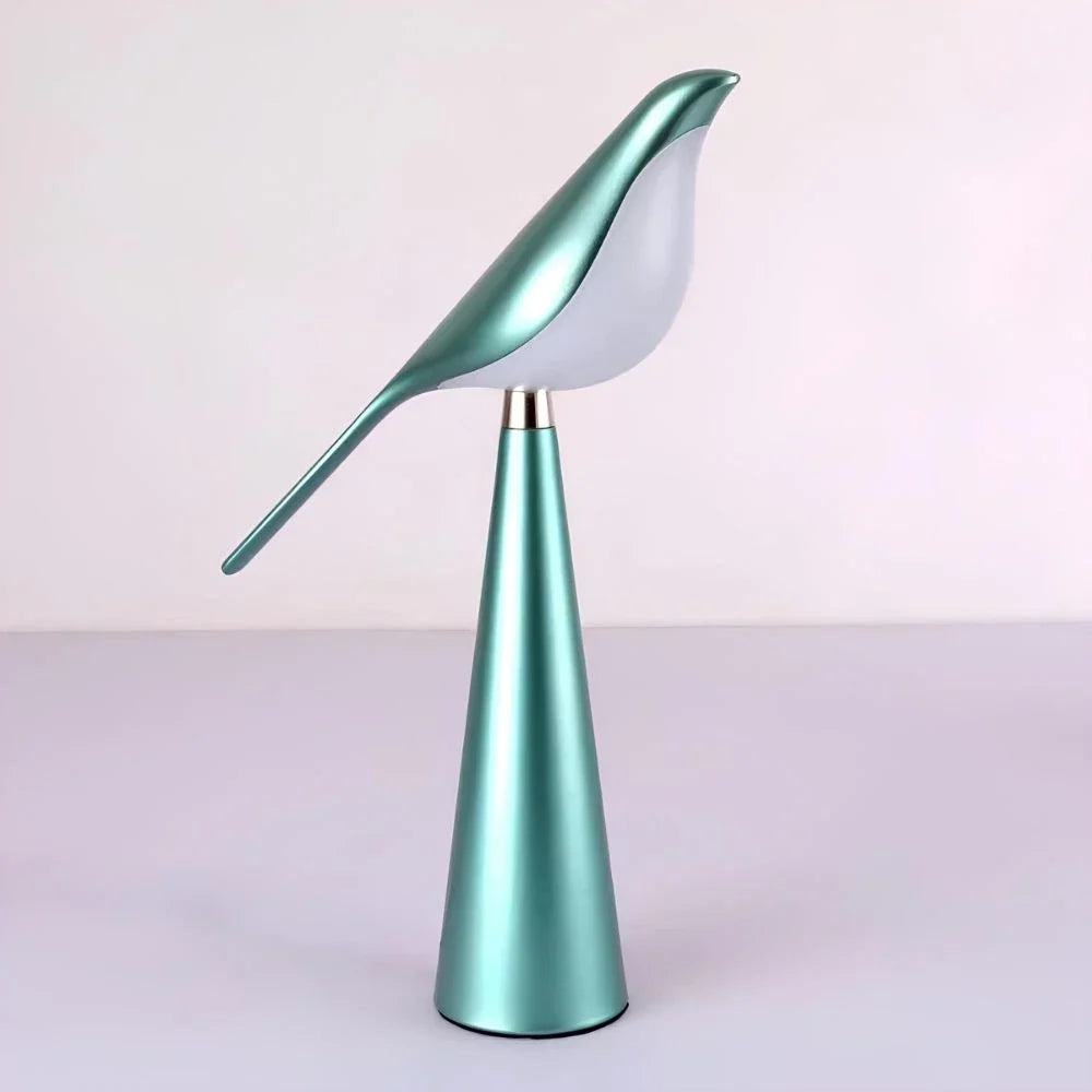 Serene Magpie Light 8