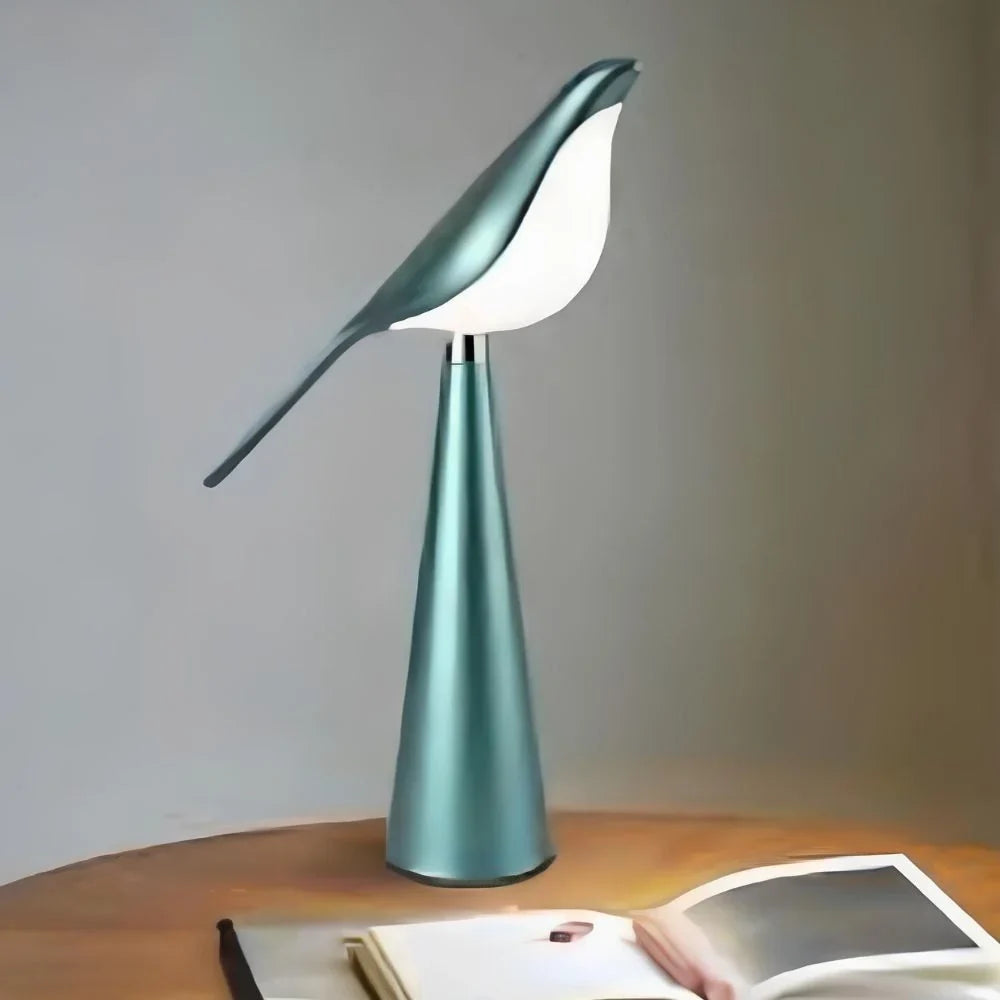 Serene Magpie Light 9
