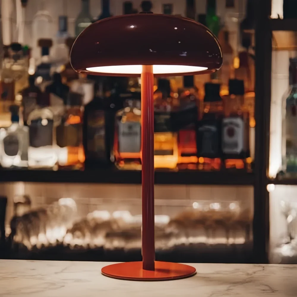 Sleek Retro Table Lamp 1